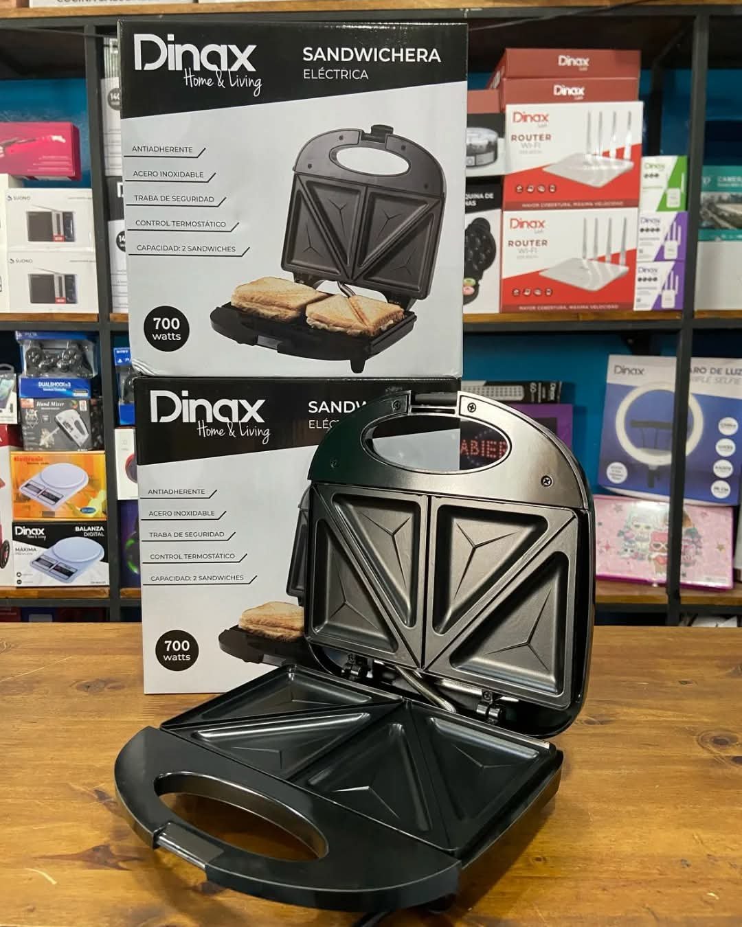 🥪SANDWICHERA ELECTRICA "DINAX"✨MODELO:SANSM700SB03